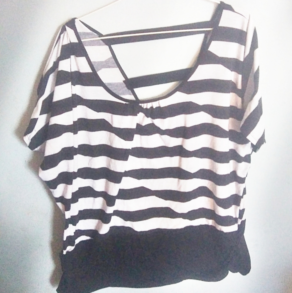 Adorable open back shirt